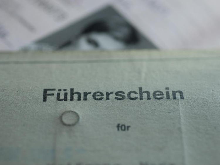 Alter Führerschein | © Wolfram Kastl