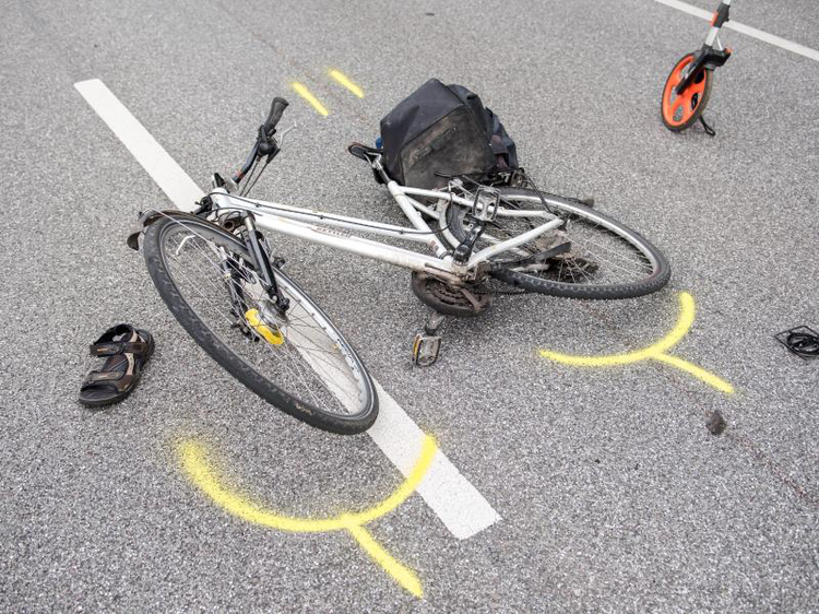 Unfall mit Radfahrer | © Daniel Bockwoldt