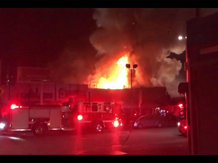 Brand in Oakland | © @oaklandfirelive / Handout