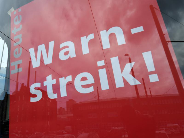 Warnstreik | © Holger Hollemann