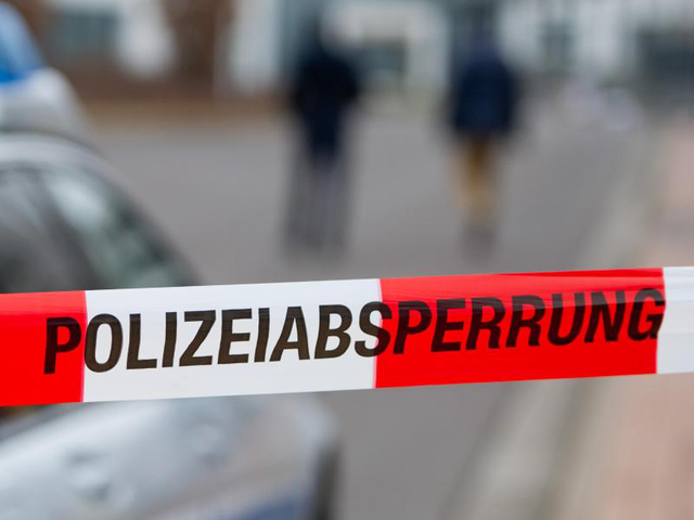 Drei Leichen in Wohnung entdeckt | © Marc Tirl
