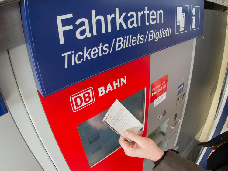 Fahrkartenautomat | © Armin Weigel