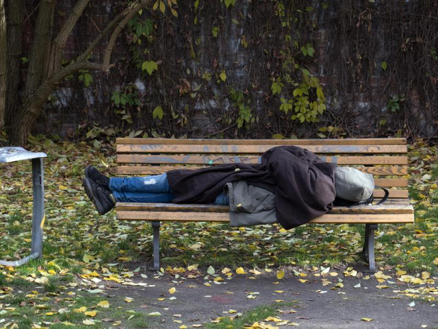 Ohne geeignete Maßnahmen werden bald mehr als eine Million Menschen wohnungslos sein. Foto: Soeren Stache | © Soeren Stache Obdachlos | © Soeren Stache